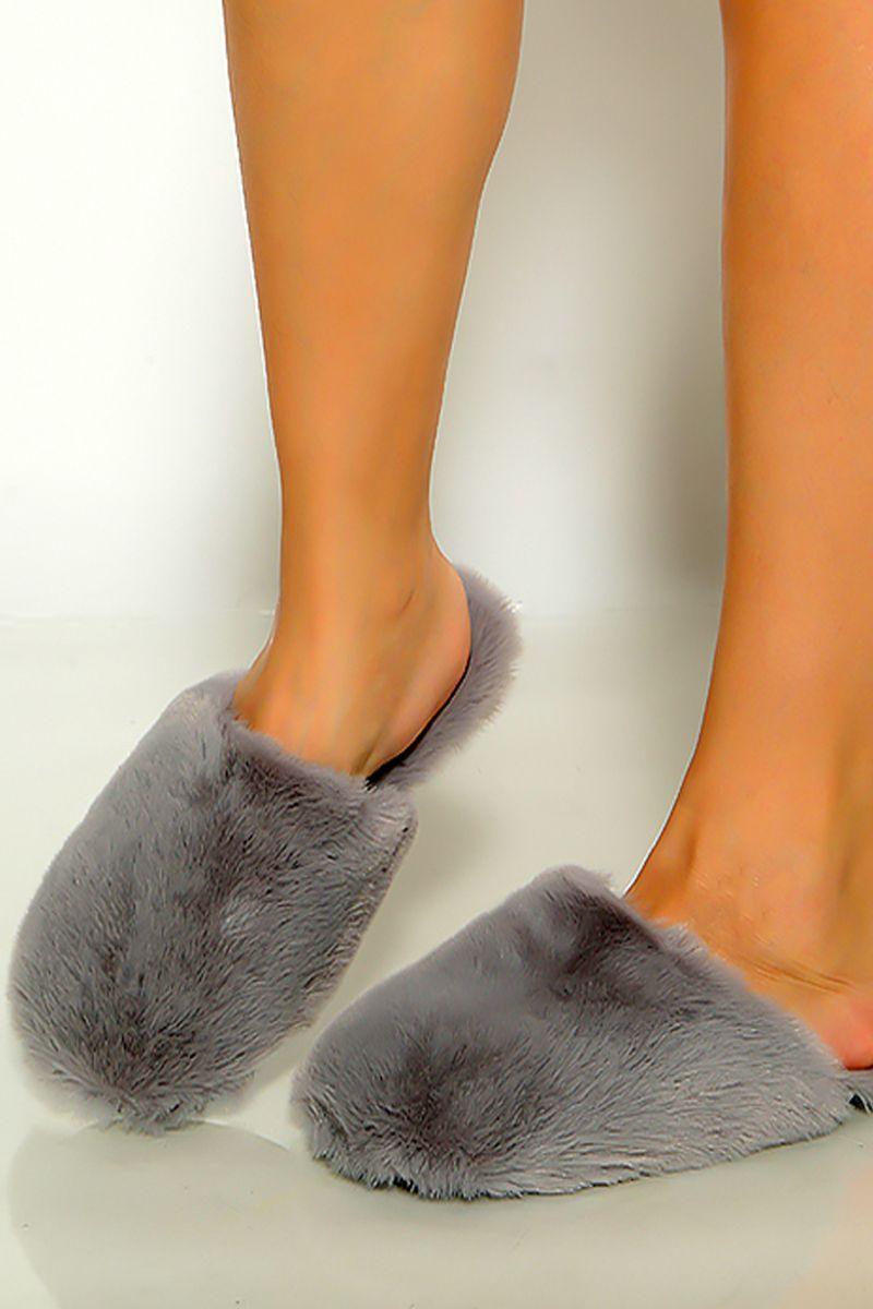 Grey Furry Closed Toe Comfy Slippers